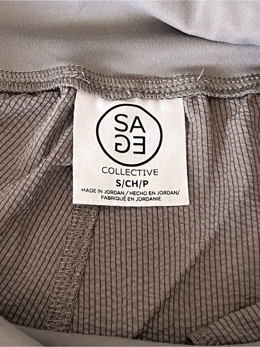 High-Rise Wide Leg Cargo Pants in Heather Gray - Picture 7 of 8